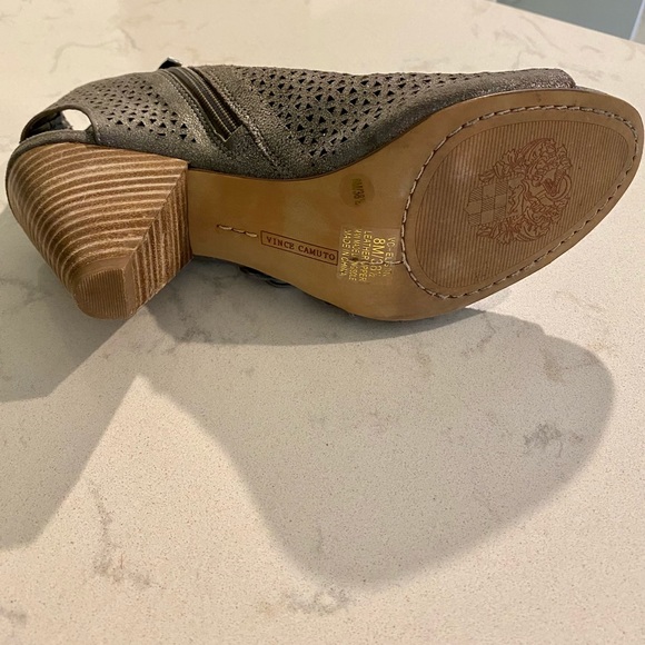 Vince Camuto wedges - Picture 7 of 9